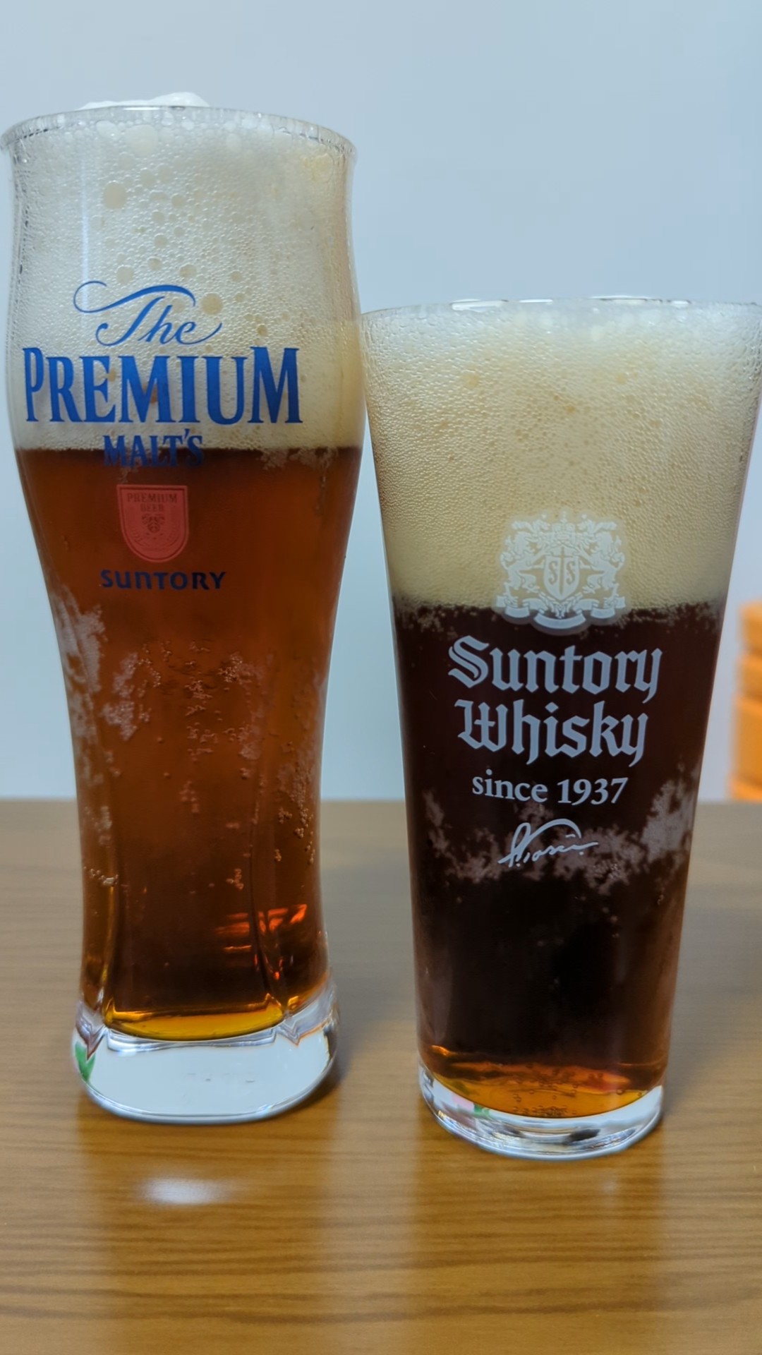 「アサヒ生ビール ハーフアンドハーフ」の味はうまい？まずい？実際に飲んでみた。 Akinai Life